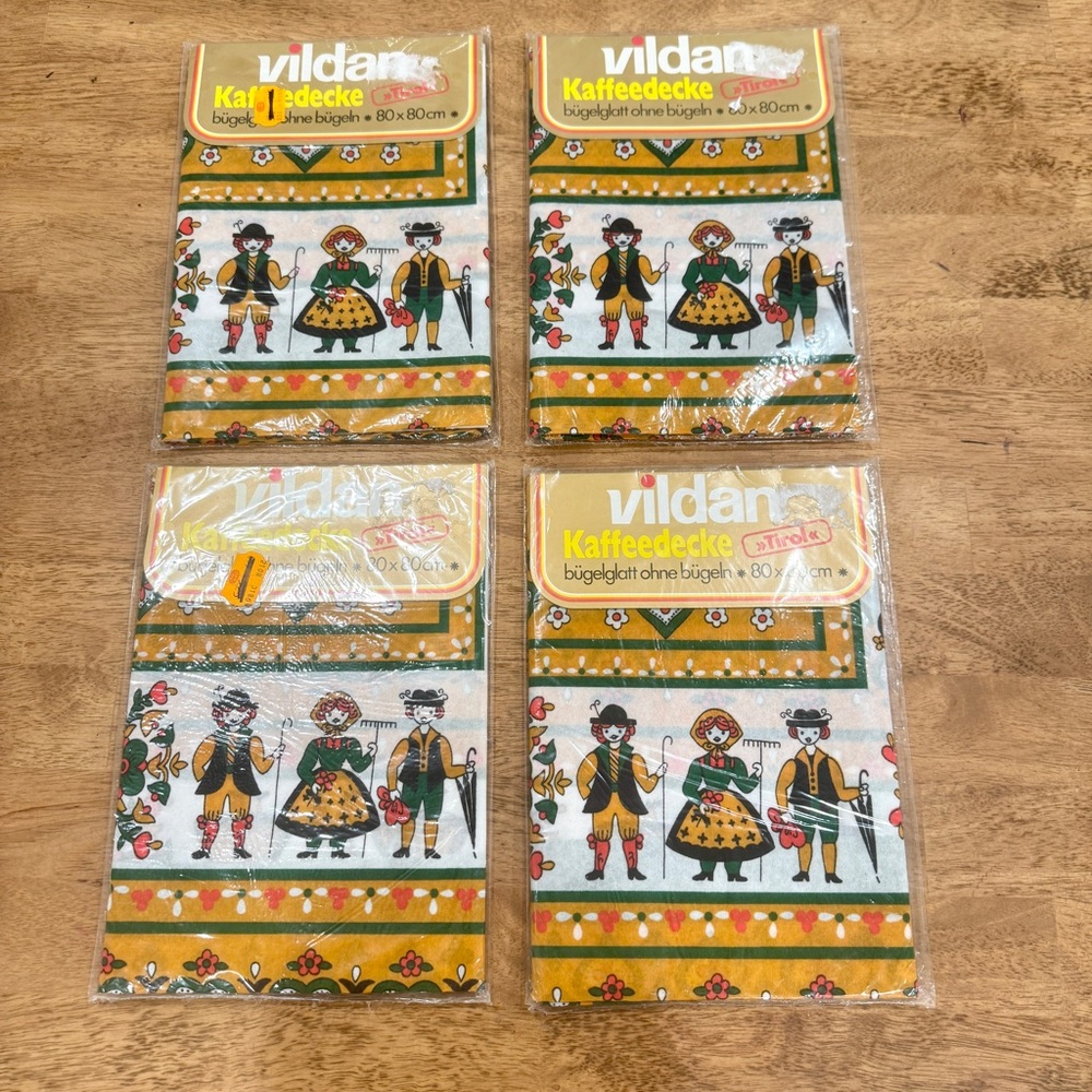 Vildan Kaffedecke Coffee Table Cloth Set of 4 Folk Pattern Tirol 80cmx80cm